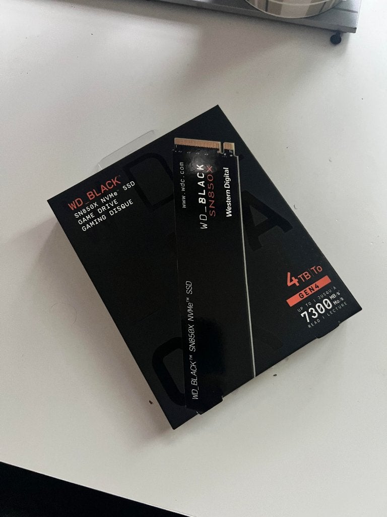 WD Black SN850X 4TB NVMe SSD, Computers en Software, Ophalen, Intern, SSD, Nieuw