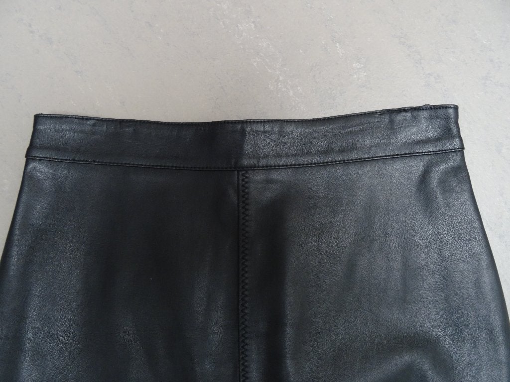 GRATIS !! SOYACONCEPT maat 36, imitatie leren rok., Zwart, Ophalen of Verzenden, Zo goed als nieuw, Knielengte