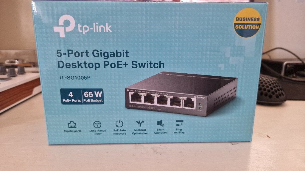 Tp link switch met PoE, Ophalen, Zo goed als nieuw