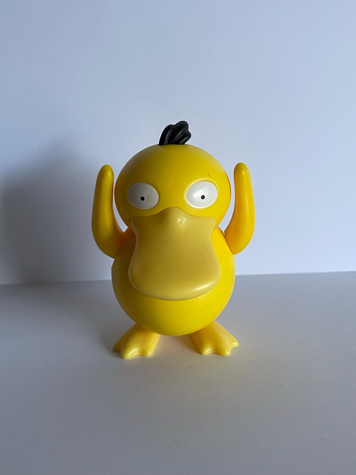 Mc Donald’s Pokémon figuur Psyduck, Ophalen of Verzenden, Zo goed als nieuw