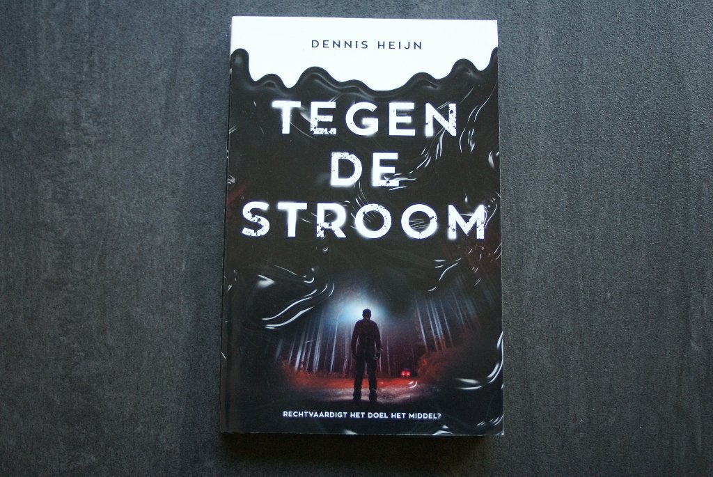 TEGEN DE STROOM... Dennis Heijn.. (2024), Boeken, Ophalen of Verzenden, Zo goed als nieuw