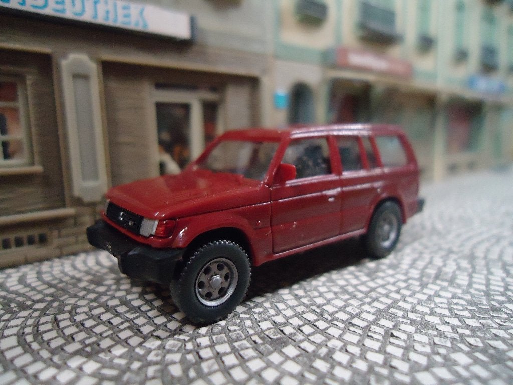 1990 Mitsubishi Pajero LWB met trekhaak - Wiking, Ophalen of Verzenden, Nieuw, Auto, Wiking