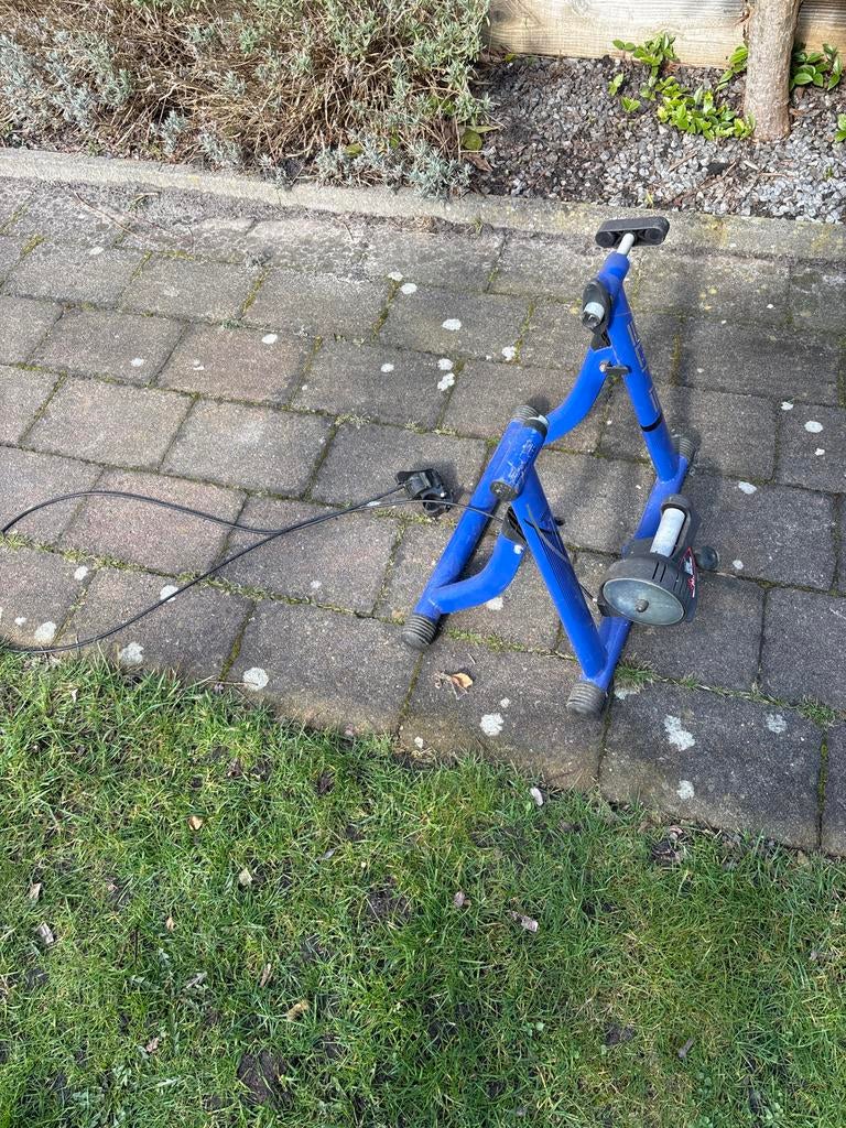 Elite Fietstrainer - Ideaal voor indoor training, Ophalen, Gebruikt