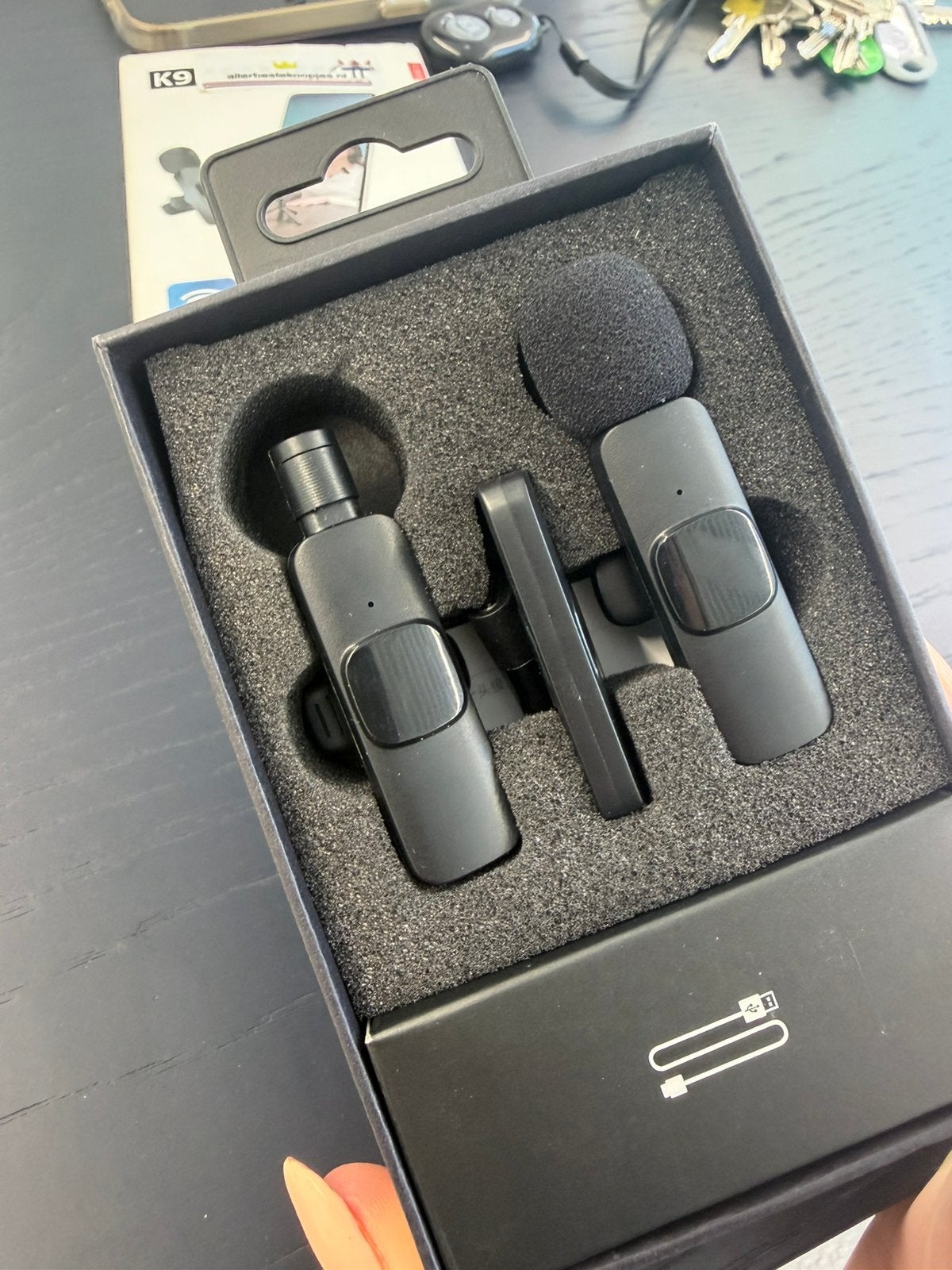Wireless microphone, Ophalen, Zo goed als nieuw