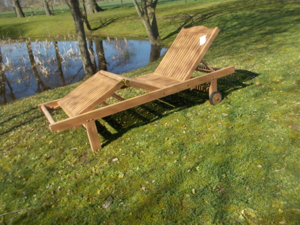 Twee nieuwe teak houten ligbedden en ligbedkussens, Tuin en Terras, Ophalen, Zo goed als nieuw, Teakhout, Verstelbaar