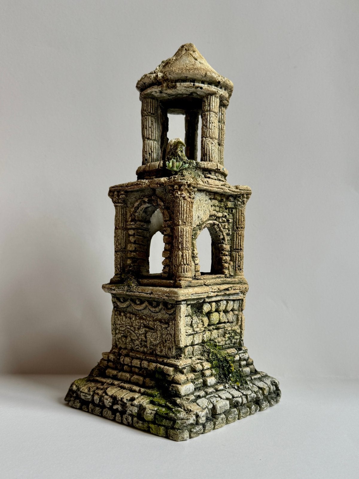 Aqua Della Mausoleum Aquarium  (30 cm hoog) – Ruïne Ornament, Dieren en Toebehoren, Ophalen of Verzenden, Gebruikt, Plant(en), Steen of Hout