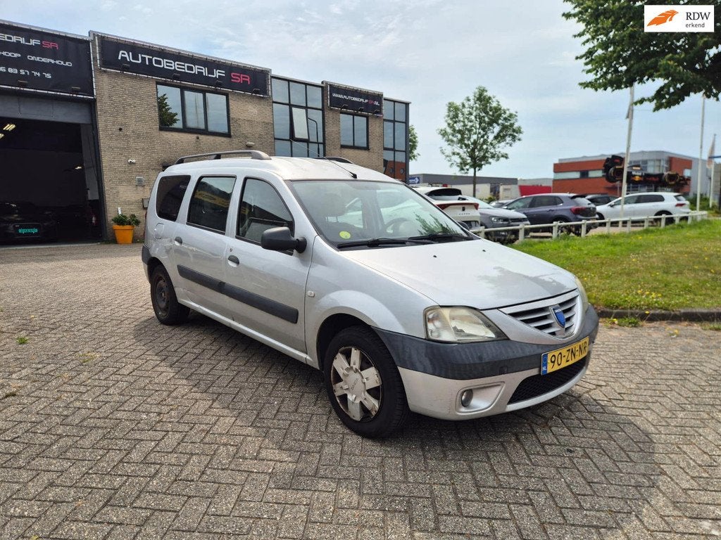 Dacia Logan MCV 1.6 Lauréate Airco! 5 Deurs! Electrische Ra, Auto's, Dacia, Gebruikt, 4 cilinders, Elektrische ramen, 620 kg