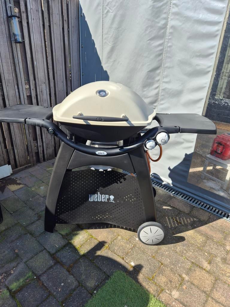 Weber Gasbarbecue/gasbbq Q3200 serie, Tuin en Terras, Gasbarbecues, Ophalen