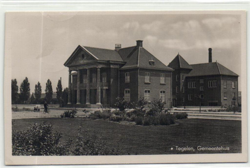 x23001 tegelen gemeentehuis zonder timpaan uitg h steegh, Verzenden, Voor 1920, Noord-Brabant