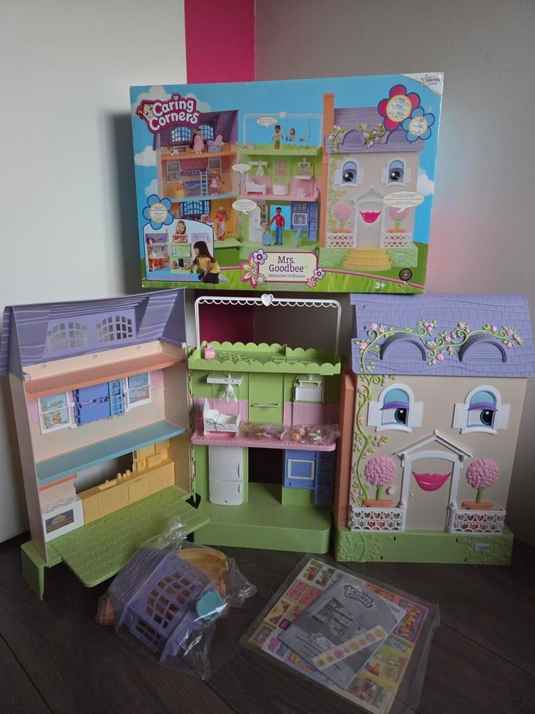 Mrs. Goodbee interactive dollhouse - nieuw poppenhuis, Ophalen of Verzenden, Nieuw, Poppenhuis