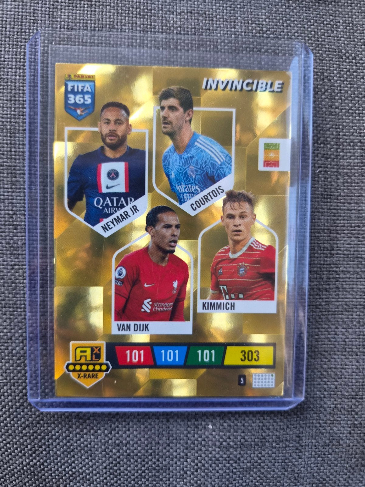 Panini FIFA 365 Adrenalyn XL Invincible X-Rare kaart, Ophalen of Verzenden, Gebruikt, Buitenlandse clubs, Spelerskaart