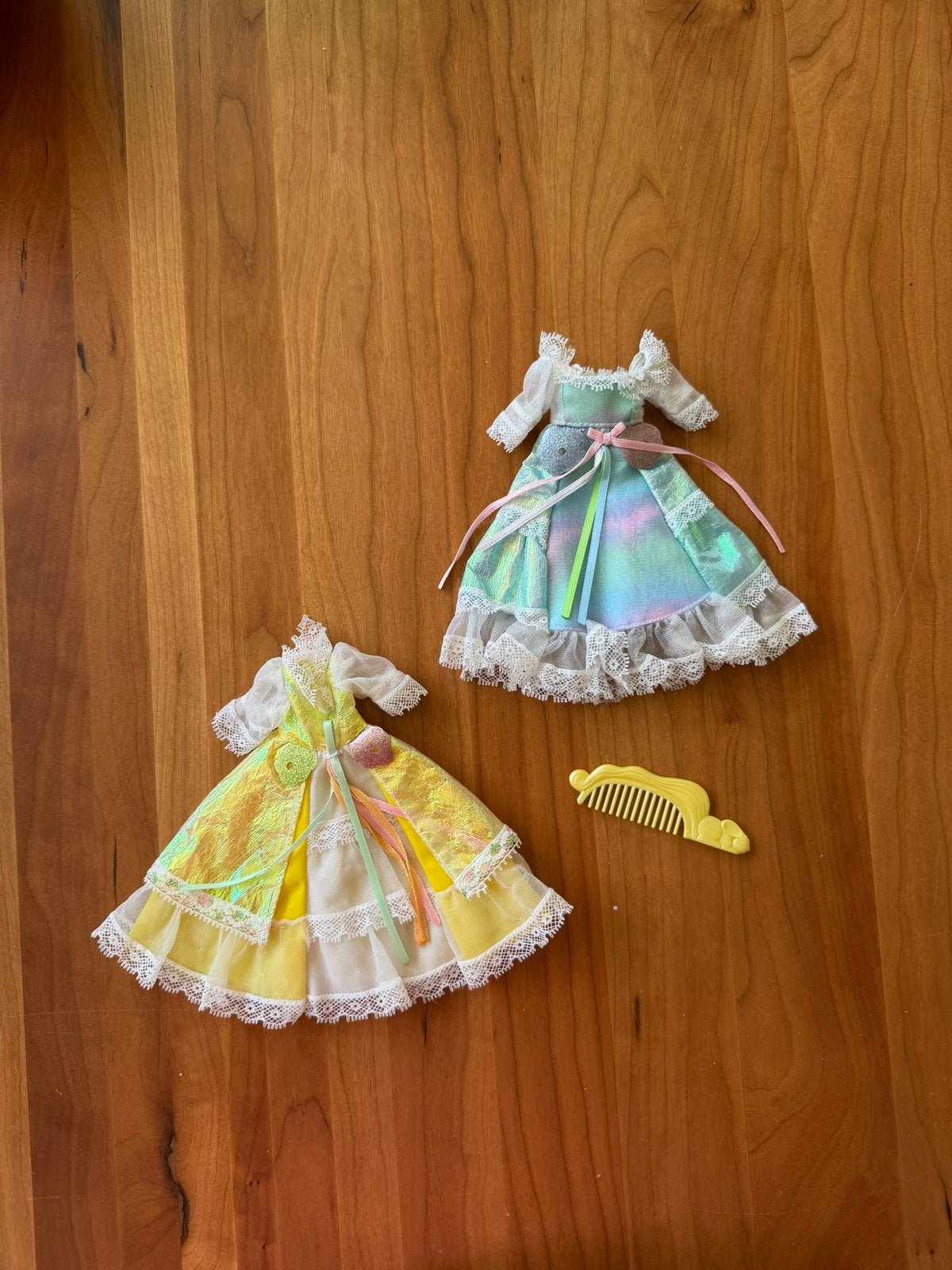 VINTAGE Lady Lovely Locks jurken en kam, Ophalen of Verzenden, Zo goed als nieuw, Pop