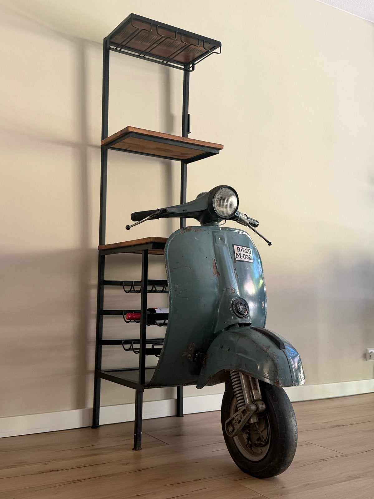 “Unieke industriële scooterbar Barkast Wijnkast |Vintage, Ophalen of Verzenden, Zo goed als nieuw, Hout, 25 flessen of meer