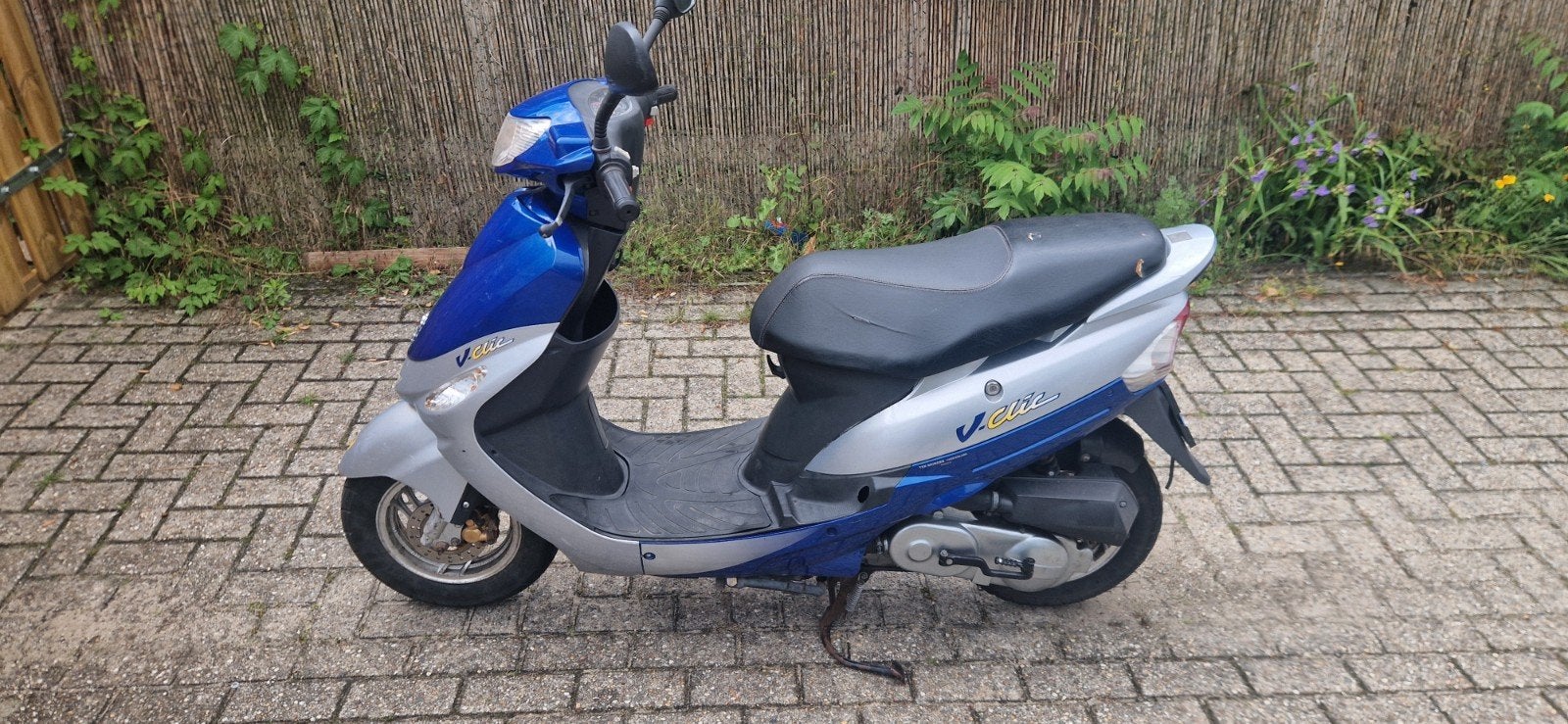 Peugeot v clic 25 km, Ophalen, Gebruikt, Benzine