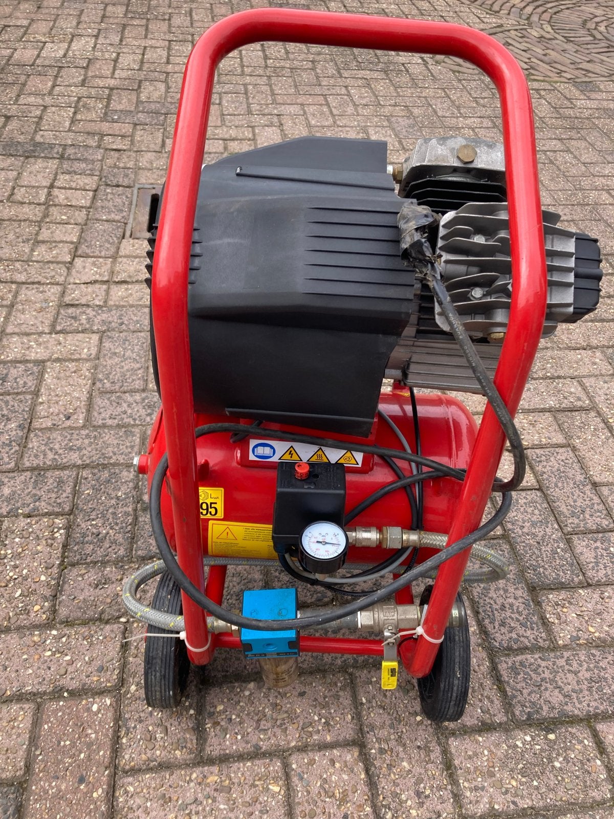 Falcon Compressor - Mobiele Luchtcompressor, Doe-het-zelf en Verbouw, Compressors, Ophalen, Gebruikt, 6 tot 10 bar, 25 tot 100 liter