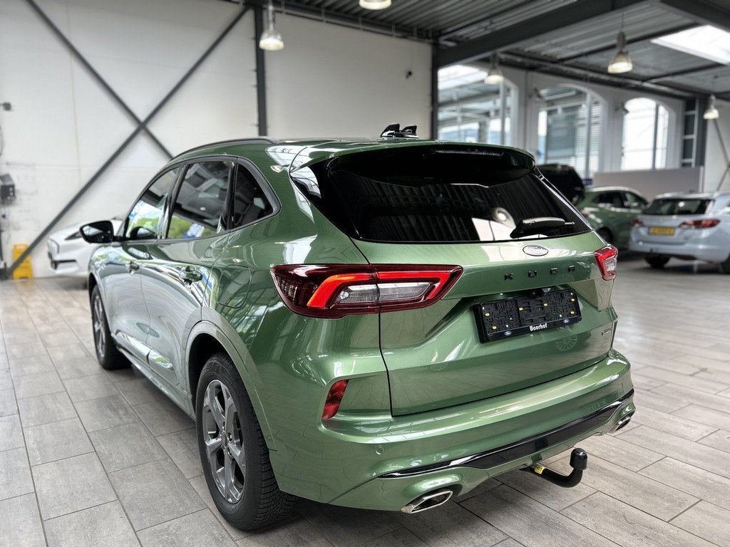 Ford Kuga 2.5 PHEV 243 pk ST-Line X | Trekhaak I AGR stoelen, Auto's, Ford, 12 maanden, 14 kWh, Gebruikt, Zwart