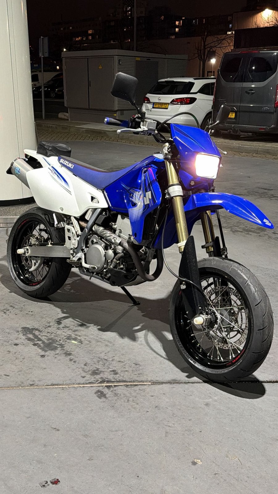 Suzuki DRZ 400 SM - Supermoto, 400 cc, Sportuitlaat, Gebruikt, Particulier