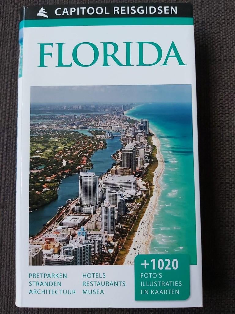Capitool reisgids - Florida, Gelezen, Capitool, Ophalen of Verzenden, Reisgids of -boek