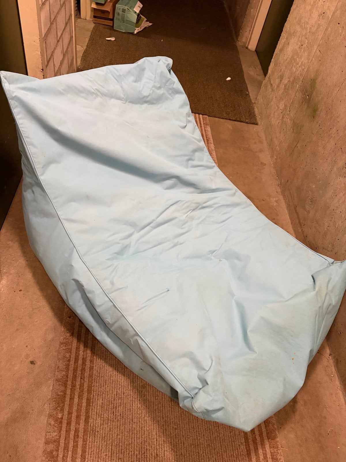 Grote lounge zitzak, lichtblauw, stevige stof, Fatboy dupe, Ophalen, Gebruikt, Blauw, Zitzak
