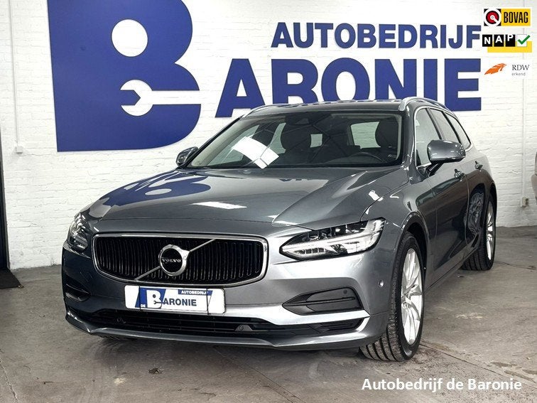 Volvo V90 2.0 T5 Momentum, Auto's, Volvo, 15 km/l, 93 €/maand, Zilver of Grijs, 750 kg