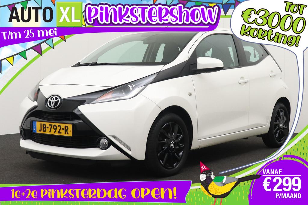 Toyota Aygo 1.0 Aut. VVT-i X-play Sport Camera Bluetooth LED, Stof, Gebruikt, 4 stoelen, Wit