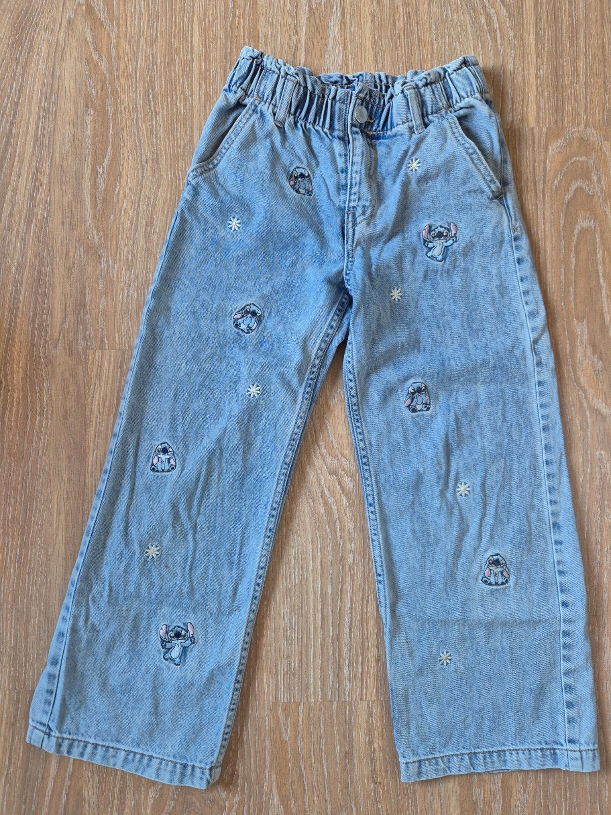 Stitch spijkerbroek H&M maat 128, Broek, Meisje, H&M, Ophalen of Verzenden