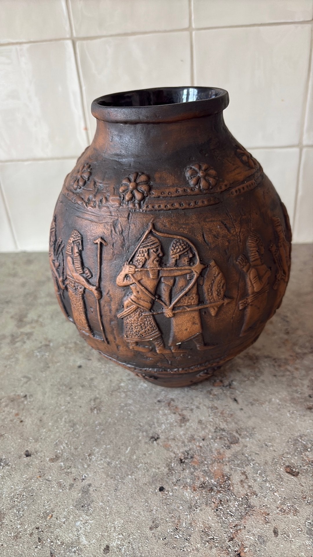 Vintage west Germany reliëfvaas, Ophalen of Verzenden