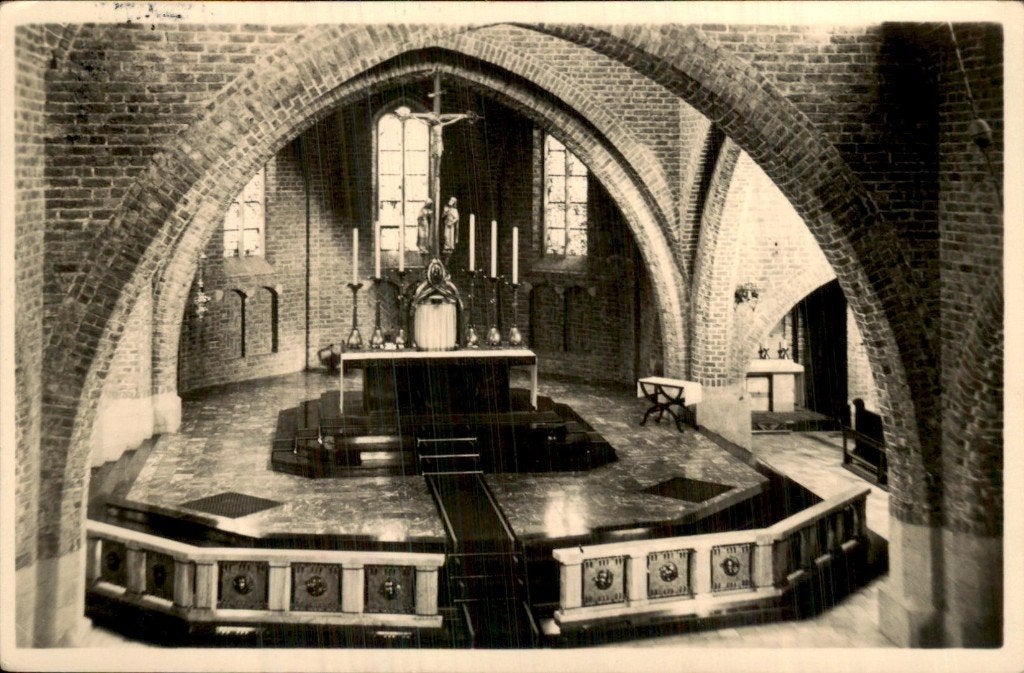 Achteveld - R.K. Kerk St. Jozef - Priesterkoor altaar, Ophalen of Verzenden, 1940 tot 1960, Gelopen, Utrecht