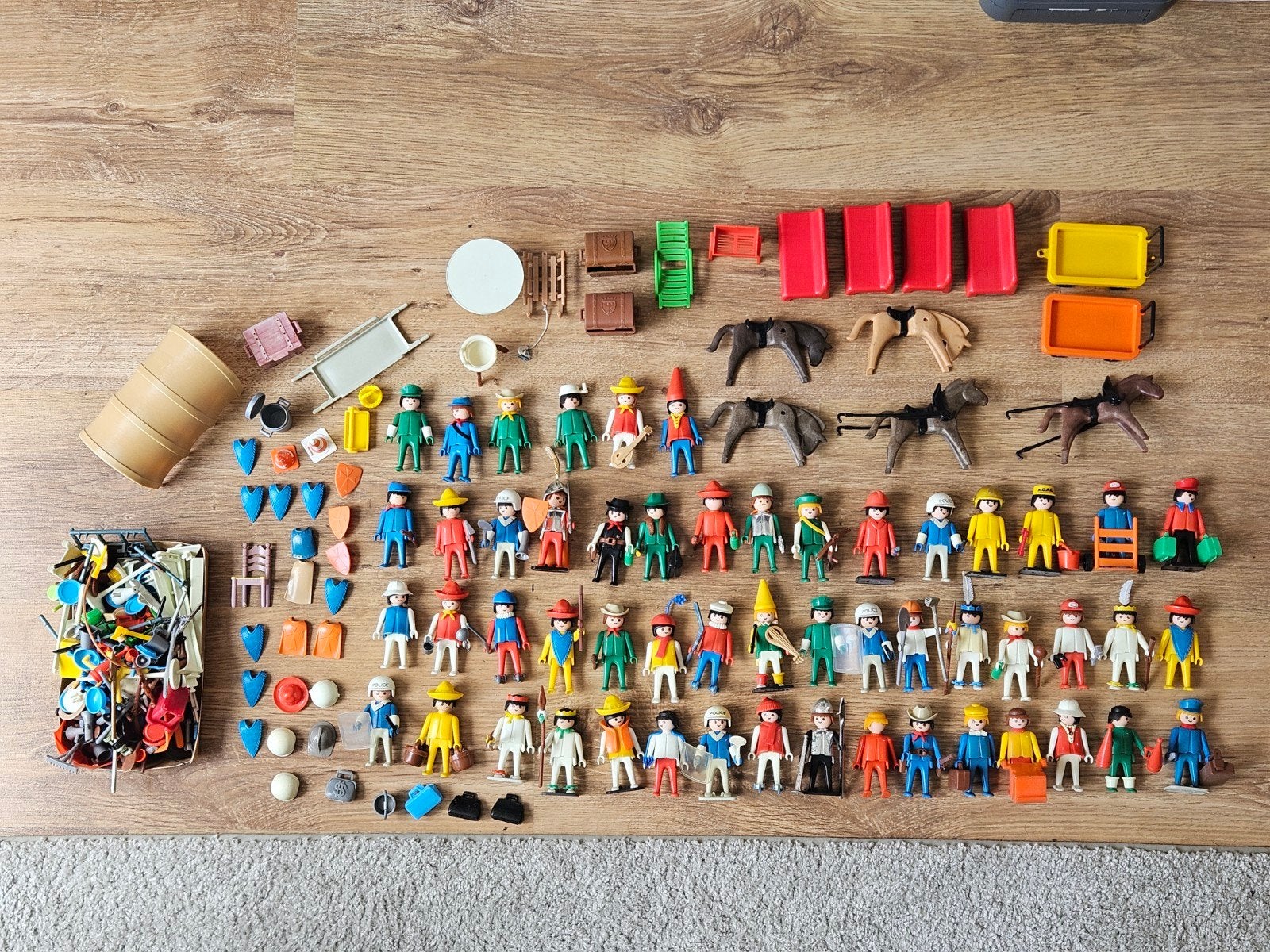 Grote partij vintage Playmobil  (70s/80s) - 60+ figuren, Ophalen of Verzenden, Gebruikt, Losse onderdelen, Figuren