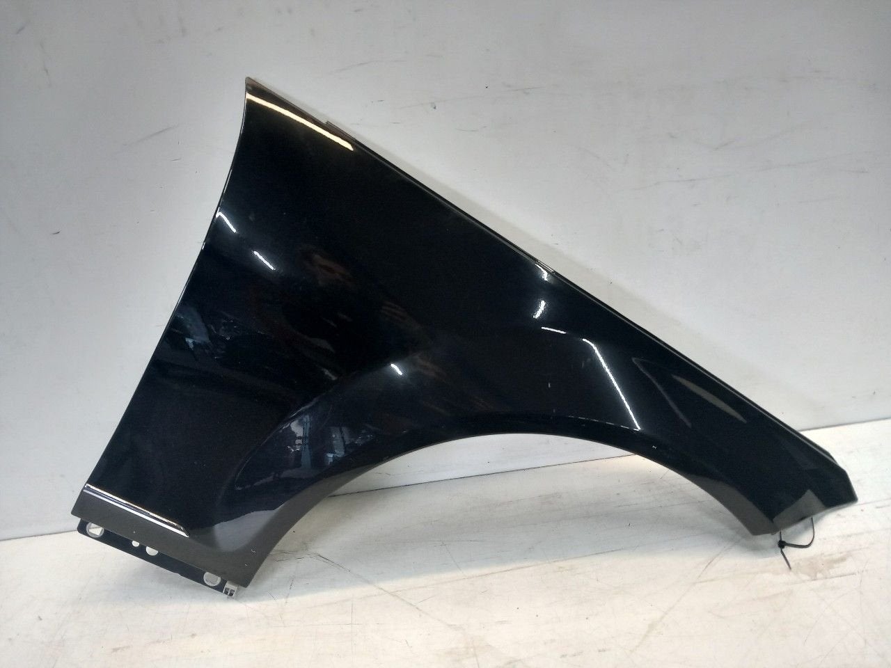 Spatbord rechts voor Mercedes-Benz C-Klasse, Onderdelen@venauto.nl, Van der Ven Autorecycling B.V., Gebruikt, Ettenseweg 76, 4706 PB Roosendaal, The Netherlands