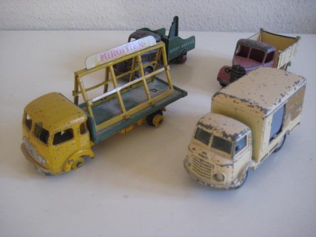 Dinky toys bijzondere modellen 4 stuks, Ophalen of Verzenden, Gebruikt, Auto, Overige merken
