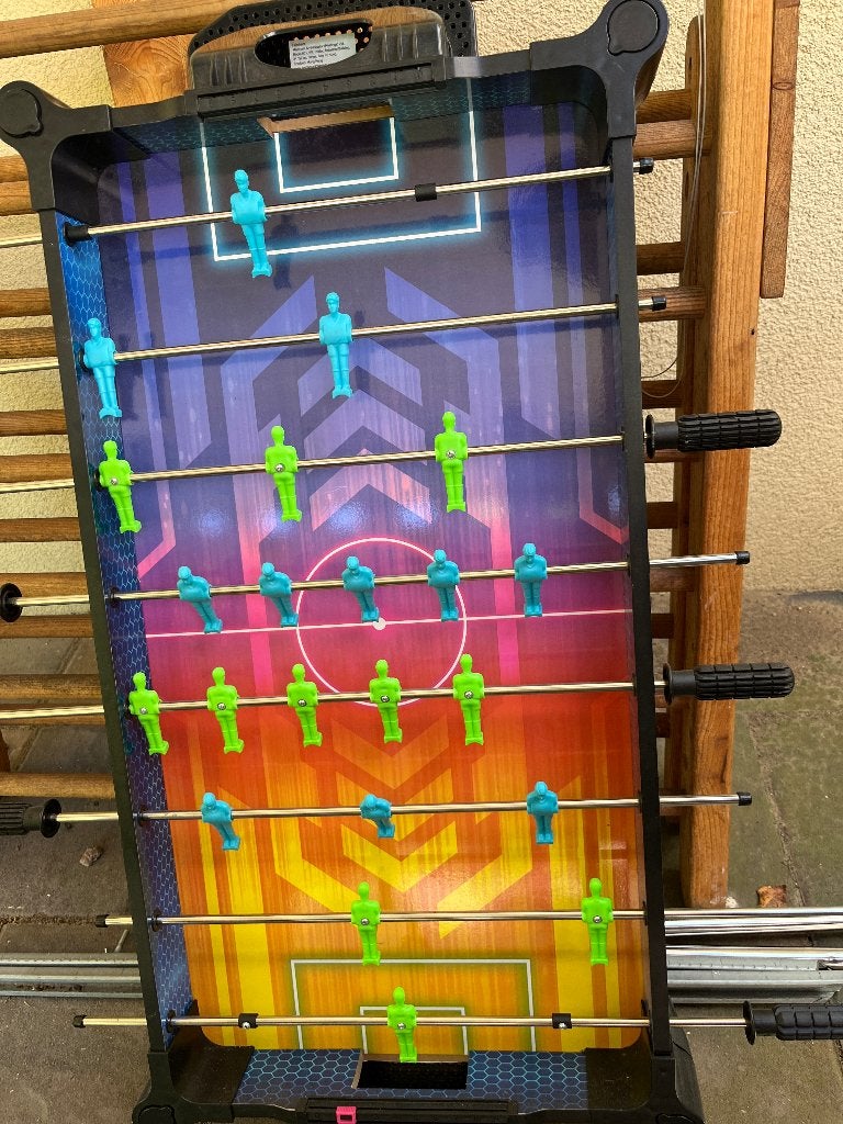 Tafelvoetbal tafel, Ophalen, Zo goed als nieuw