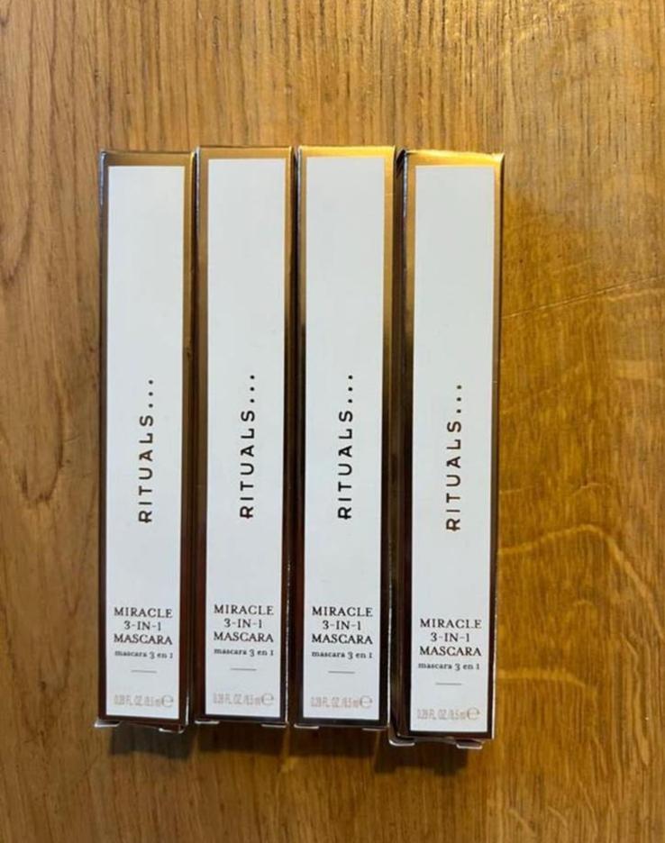 Rituals Mascara 3 in 1nieuw! 4 stuks €59,90 incl verzenden, Ophalen of Verzenden, Nieuw, Zwart, Ogen