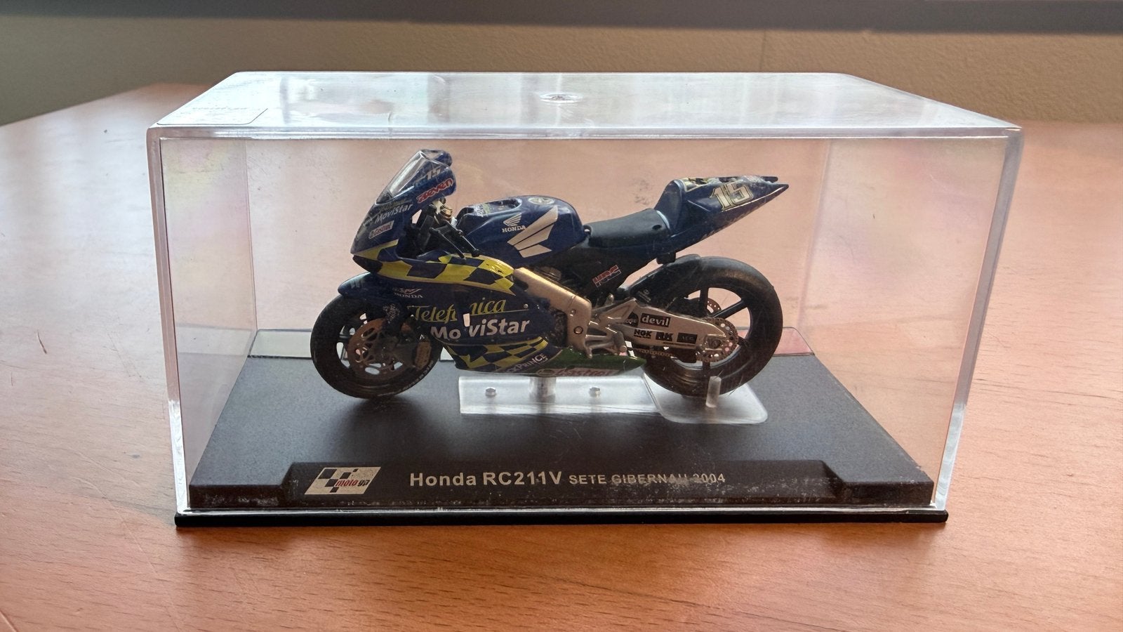 Honda RC211V Sete Gibernau 2004 - Schaalmodel 1:24, Overige merken, Ophalen of Verzenden, Zo goed als nieuw, Groter dan 1:32