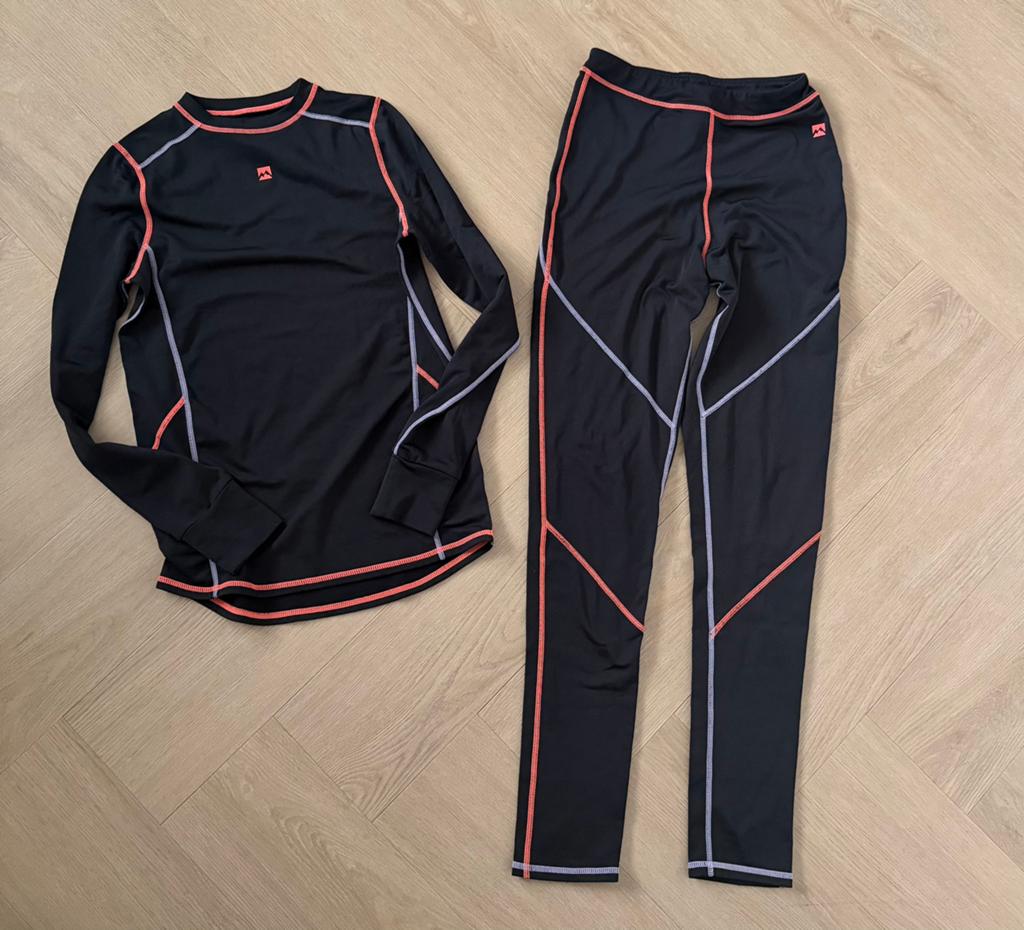WE Fashion thermoset maat 158 / 164, Ophalen, Zo goed als nieuw, Meisje, Overige typen