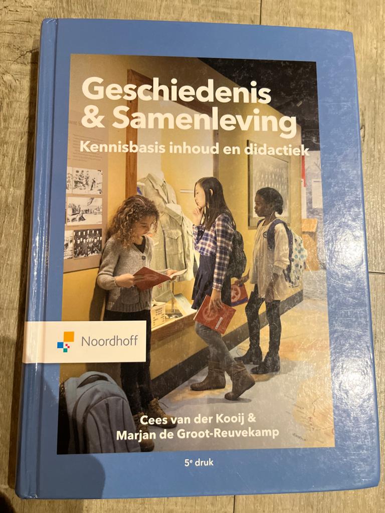 Cees van der Kooij - Geschiedenis & samenleving, Boeken, Cees van der Kooij; Marjan de Groot-Reuvekamp, Sociale wetenschap, Ophalen of Verzenden
