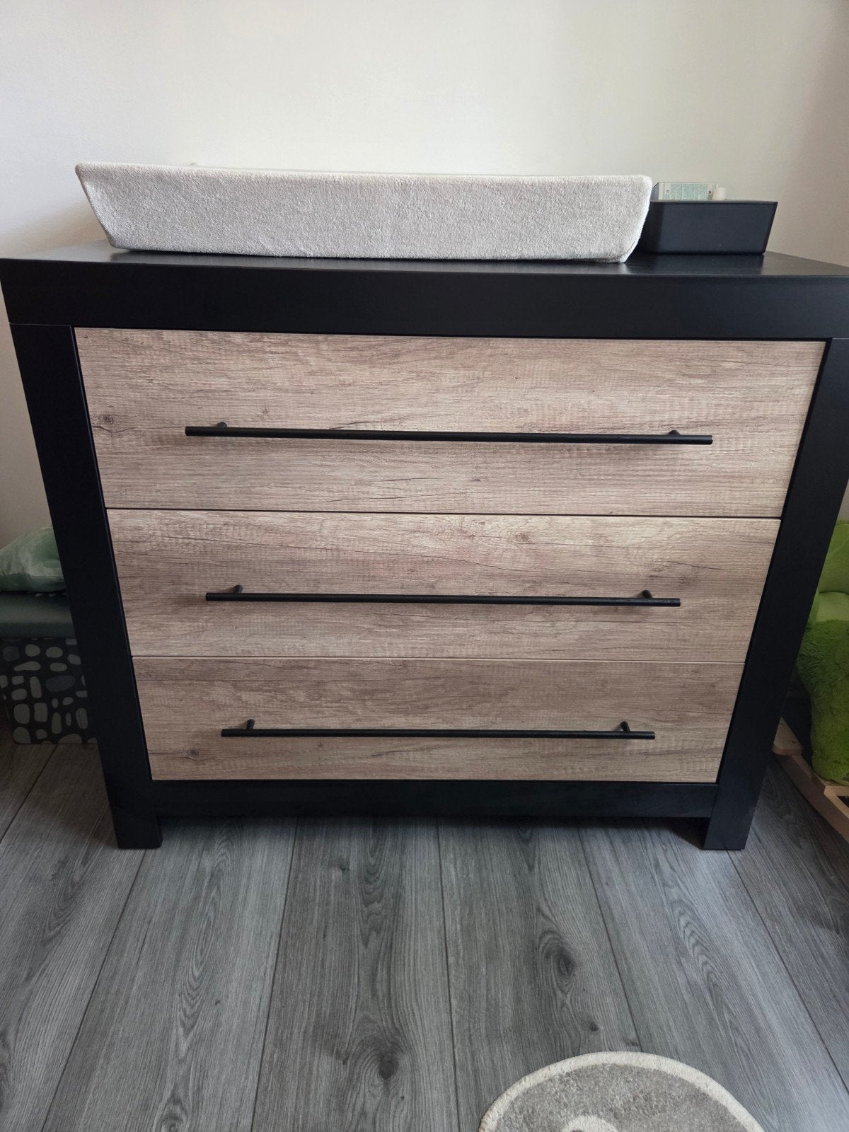 Complete babykamer: ledikant, commode en kledingkast, Kinderen en Baby's, Kinderkamer | Complete kinderkamers, Ophalen, Zo goed als nieuw