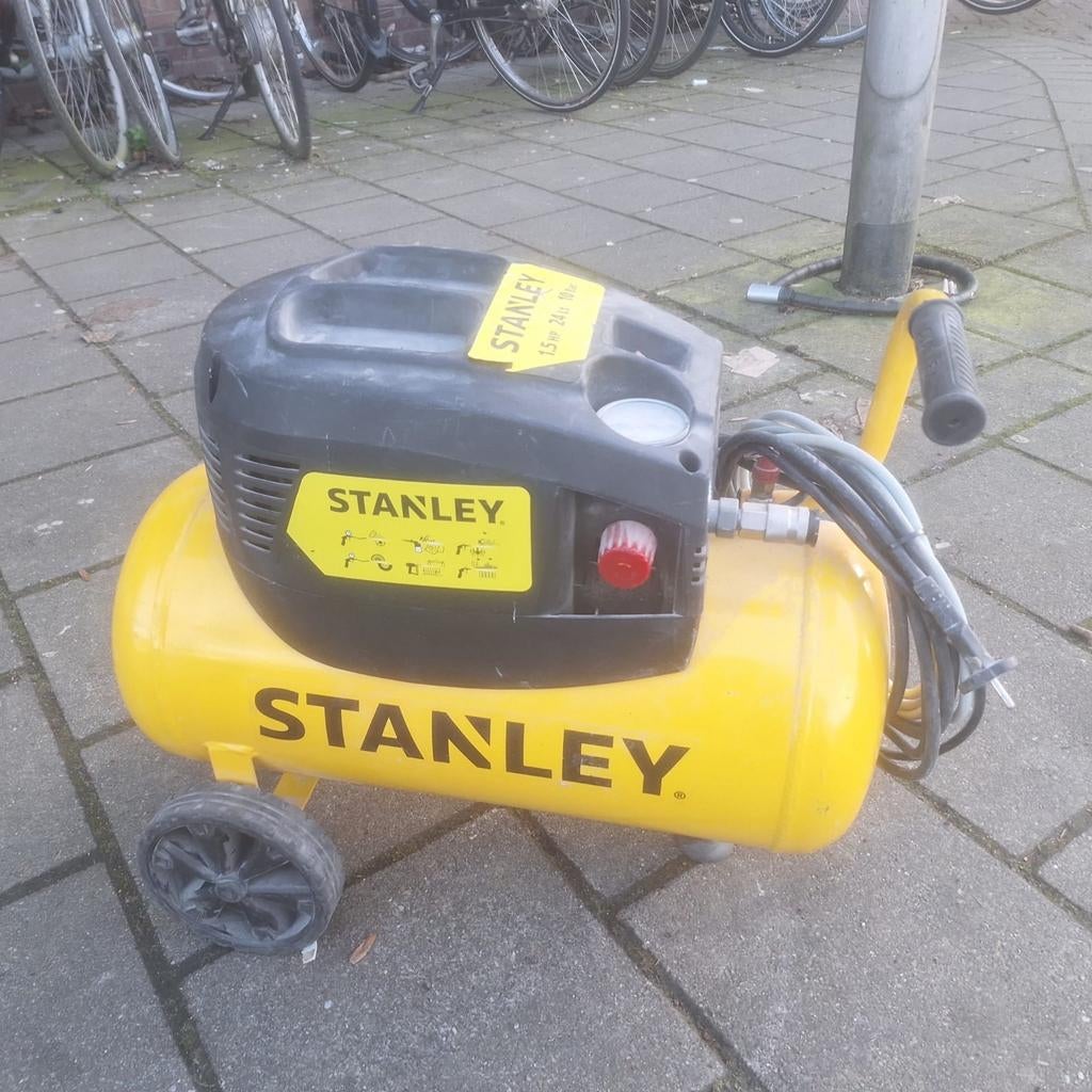 Stanley Compressor 1.5 PK, 24L, 10 Bar - Mobiel, Gebruikt, 10 bar of meer, Ophalen of Verzenden, Minder dan 200 liter/min