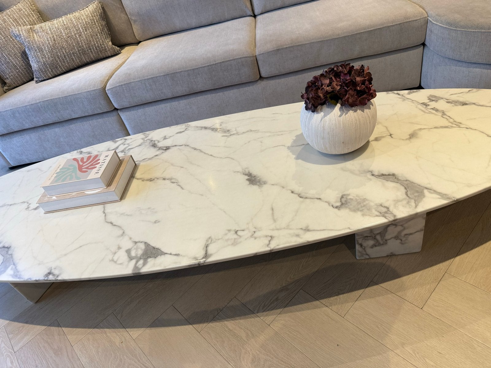 Eichholtz Aurore Salontafel Wit - Hars / MDF, Ophalen, Kunststof, 200 cm of meer, 50 tot 100 cm