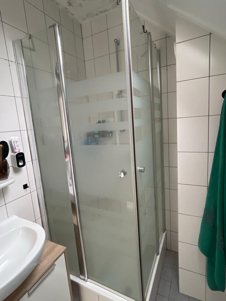 Douchecabine met badkuip - Compact en functioneel, Doe-het-zelf en Verbouw, Sanitair, Gebruikt, Douche, Chroom, Ophalen of Verzenden