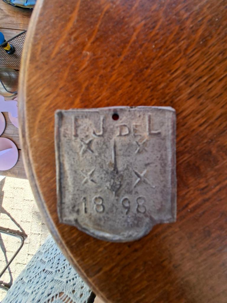 Antiek Trotseerloodje / Dakloodje uit 1898 - Loodgieter, Ophalen of Verzenden