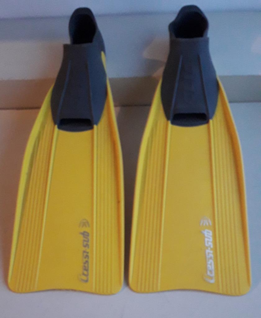Cressi - Sub - Fins - Zwemvliezen - 39-40, Ophalen of Verzenden, Zo goed als nieuw, Zwem- of Duikvliezen