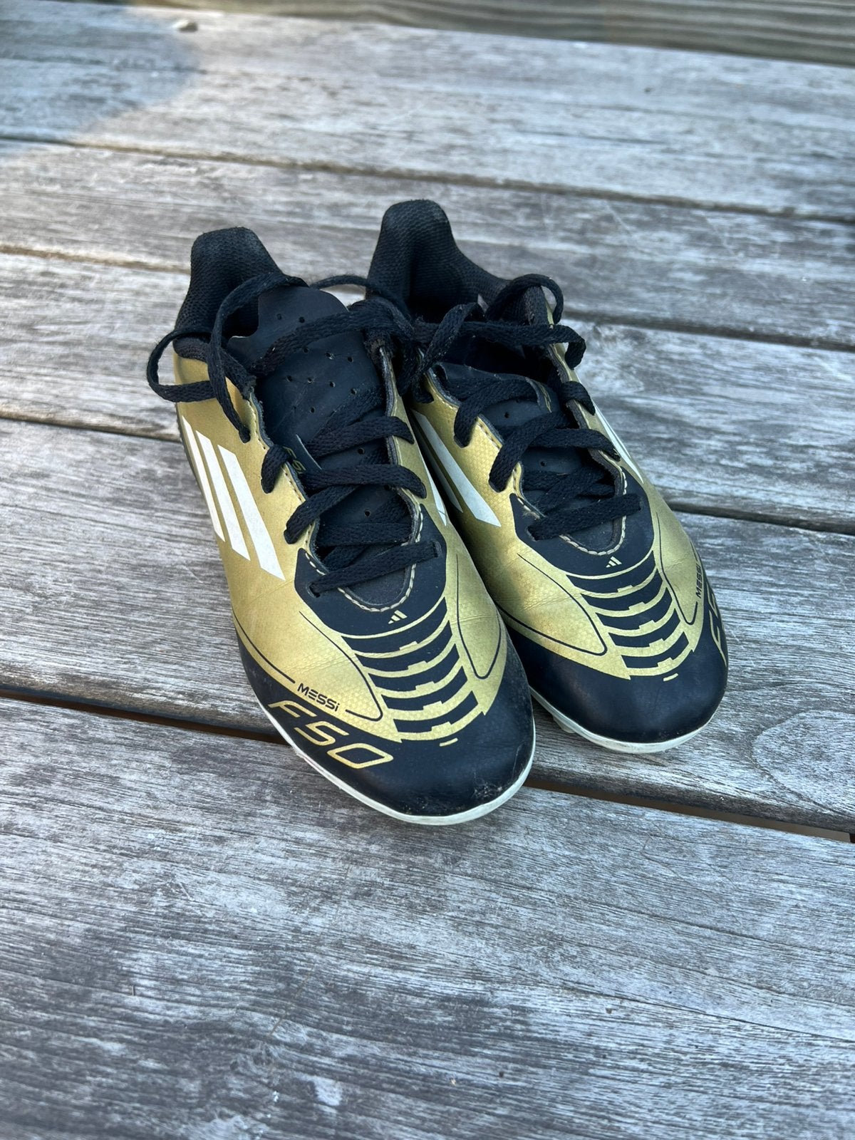 Voetbalschoenen maat 31,5 Adidas Messi F50, Maat XS of kleiner, Ophalen, Zo goed als nieuw, Schoenen
