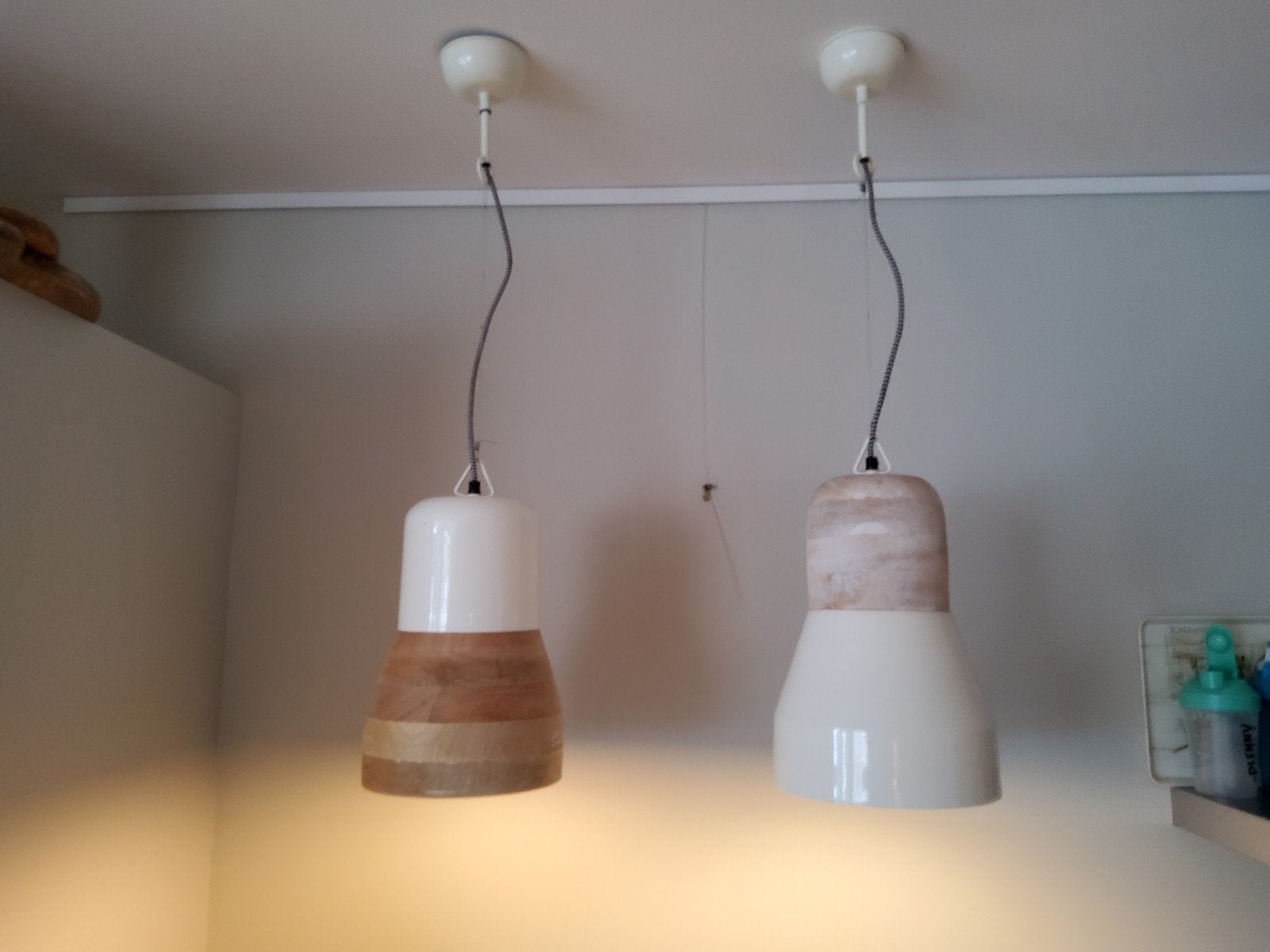 Set van 2 hanglampen - hout en wit, Ophalen of Verzenden, Zo goed als nieuw, Hout, Modern, Scandinavisch