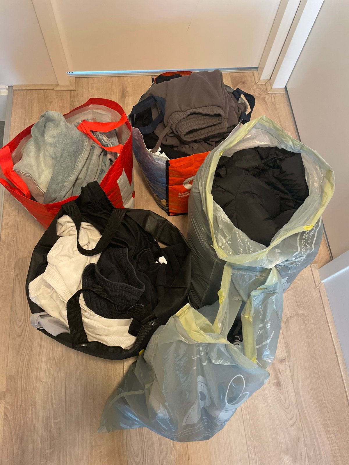 kledingpakket! merken kijk verder!, Ophalen, Zo goed als nieuw