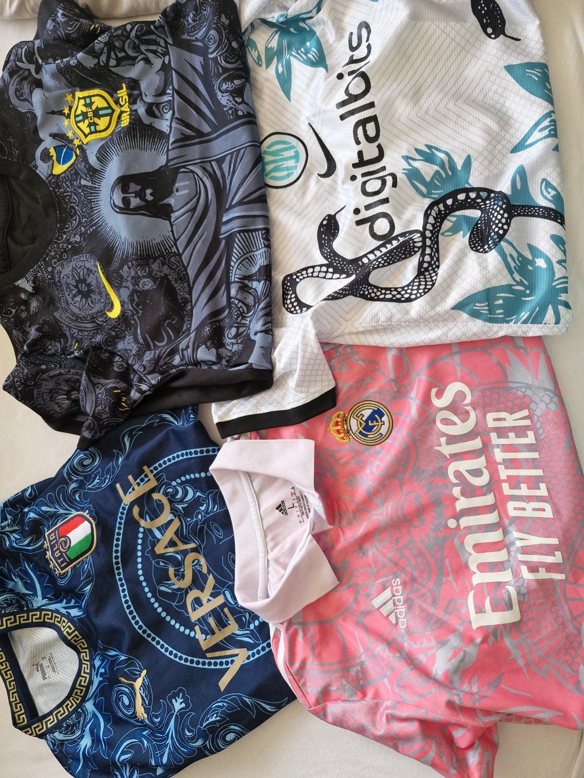 Voetbalshirts: Brazilië, Italië, Real Madrid, Inter Milan, Maat M, Ophalen of Verzenden, Zo goed als nieuw, Shirt