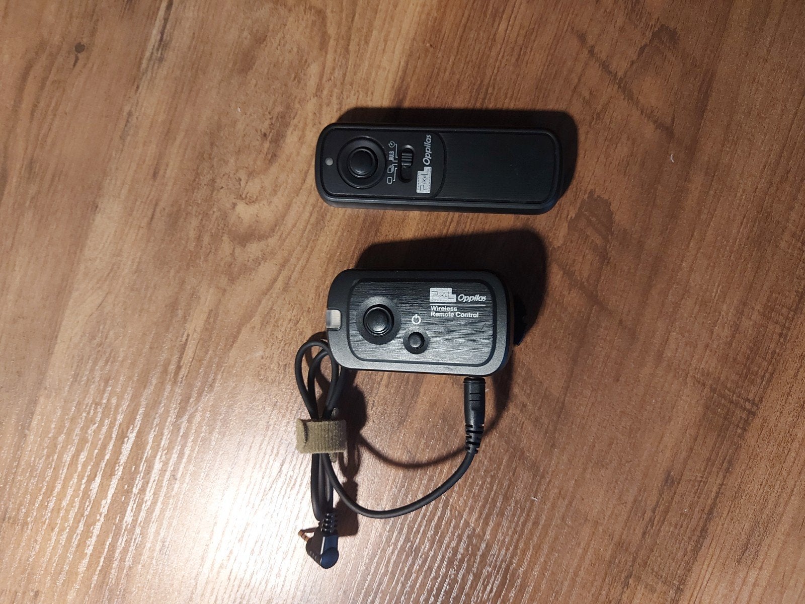 Foto 10 van Canon EOS 2000D Spiegelreflexcamera met accessoires