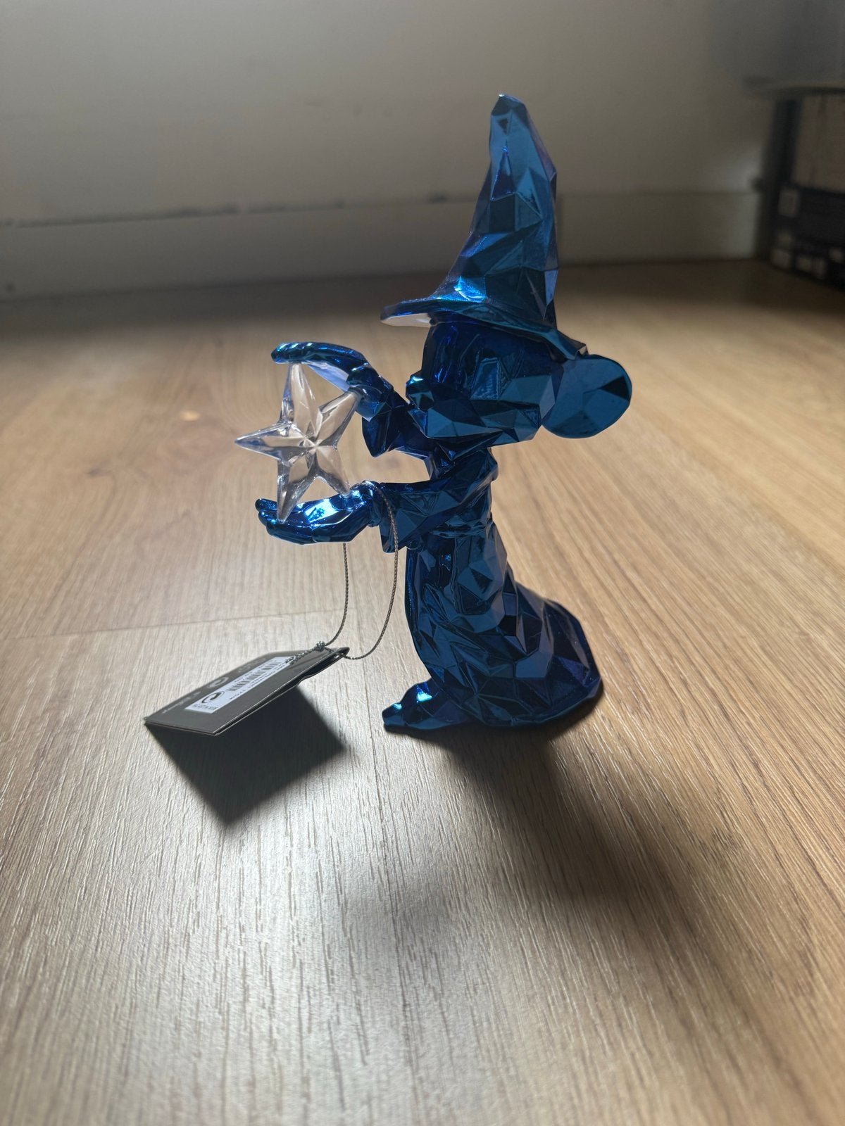 Disney Mickey Mouse Fantasia Beeldje Blauw 17cm, Verzamelen, Disney, Ophalen of Verzenden, Mickey Mouse, Nieuw, Beeldje of Figuurtje
