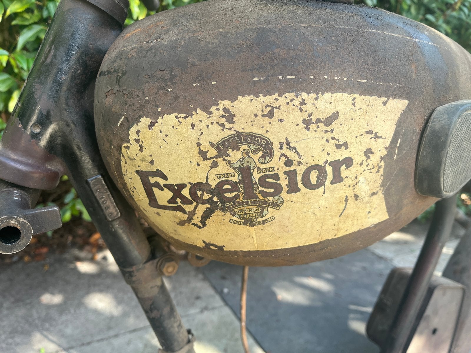 Excelsior Universal motorframe 1947, Ophalen, Gebruikt