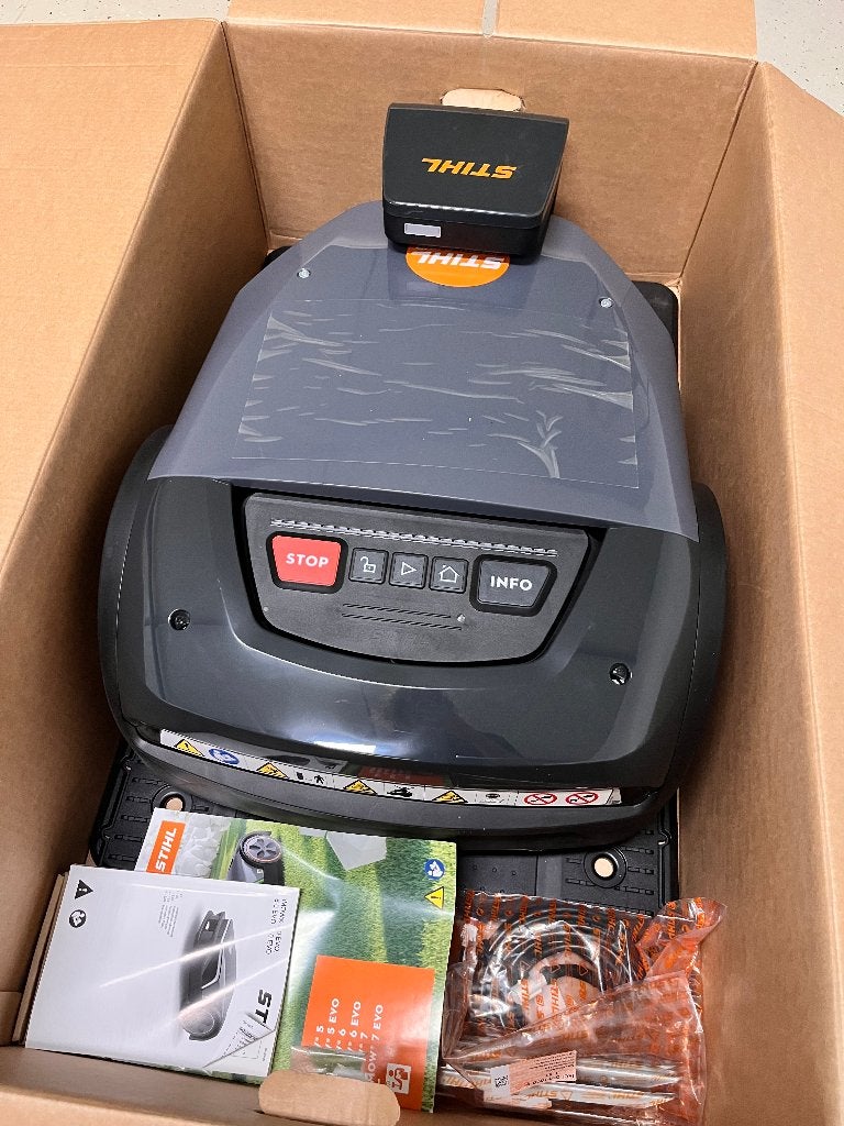 Stihl imow 5 EVO 1500m2 excl. begrenzingsdraad, Tuin en Terras, Ophalen, Stihl, Nieuw, Met regensensor